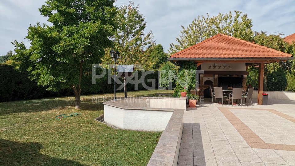 Casa, 481 m2, Vendita, Zaprešić - Centar