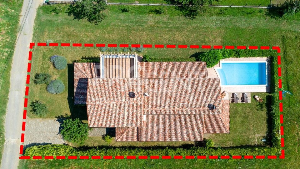 House, 244 m2, For Sale, Buzet - Vrh