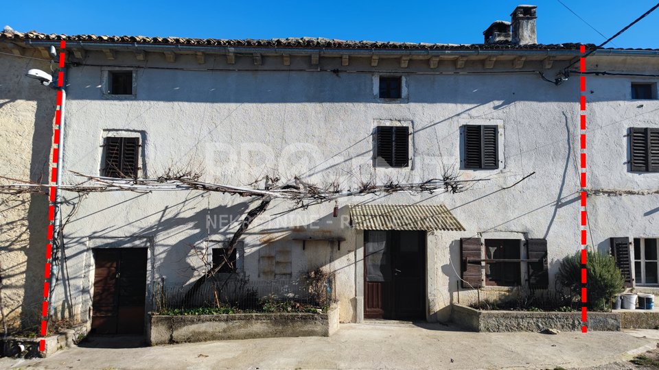 Istria, Roč, old stone house in a row