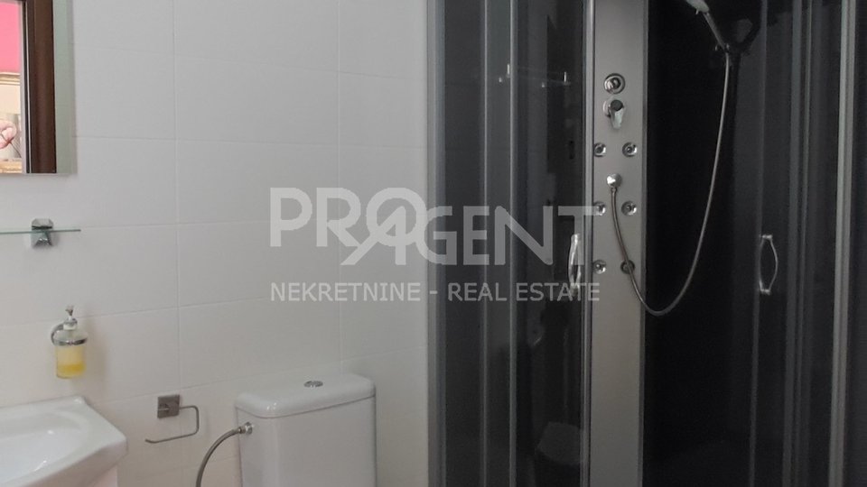 House, 250 m2, For Sale, Medulin - Banjole