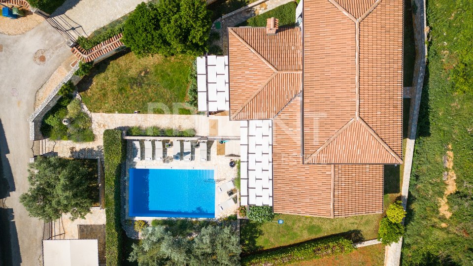 House, 190 m2, For Sale, Sveti Lovreč