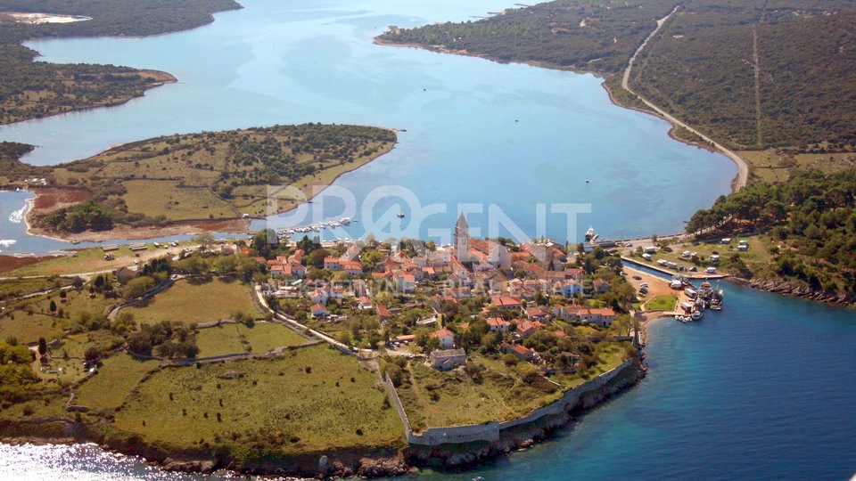 CRES, OSOR, AGRICULTURAL LAND, FIRST ROW TO THE SEA, FOR SALE