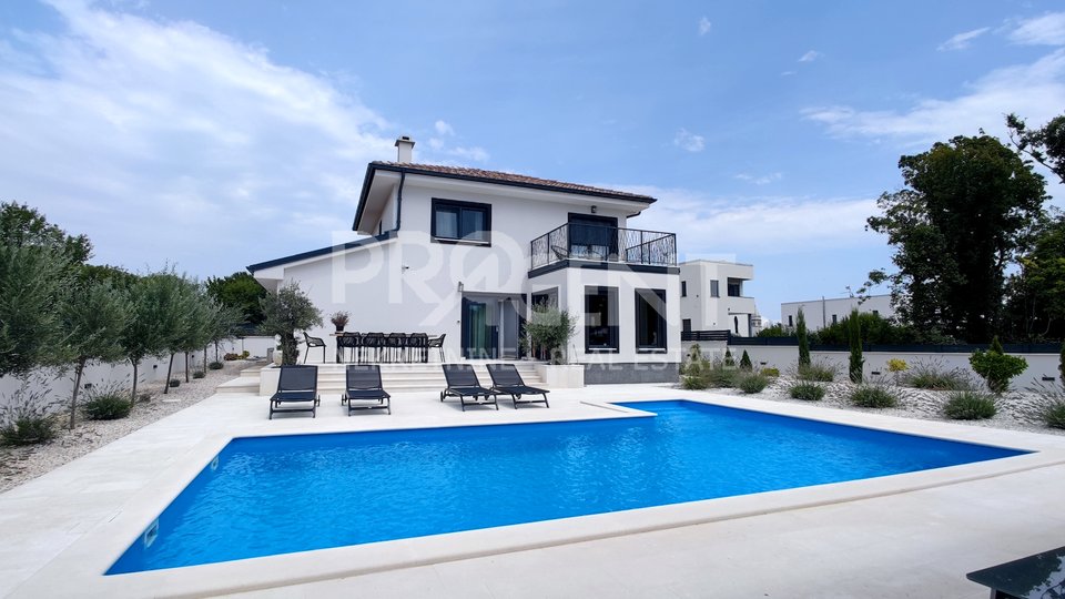 ISTRIA, KRNICA, HOUSE WITH SWIMMING POOL, FOR SALE