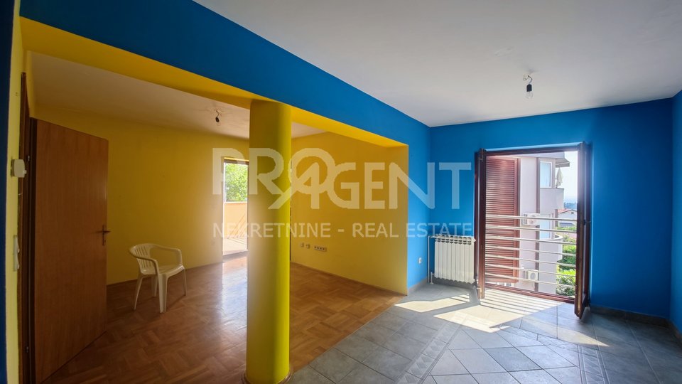 ZAGREB, REMETE, THREE-ROOM APARTMENT WITH GARAGE, FOR SALE
