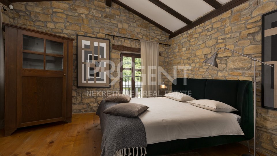 ISTRIA, BUZET, STONE HOUSE WITH SWIMMING POOL, FOR SALE