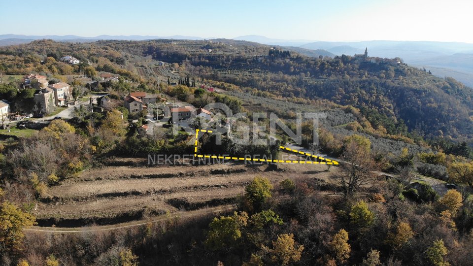 ISTRIA, GROZNJAN, STONE HOUSE FOR ADAPTATION, FOR SALE