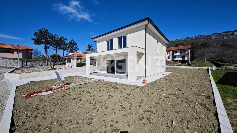 House, 195 m2, For Sale, Buzet - Roč