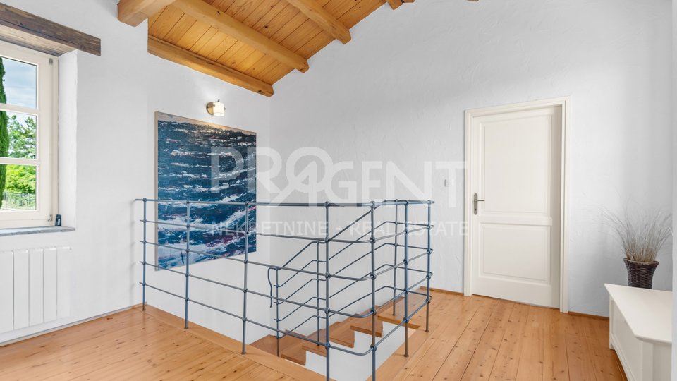 House, 210 m2, For Sale, Buzet - Sovinjak