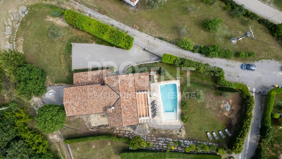 ISTRIA, SOVINJAK, STONE HOUSE WITH SWIMMING POOL FOR SALE