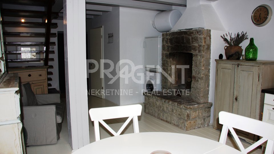 ISTRIA, BUZET, DECORATED STONE HOUSE, FOR SALE