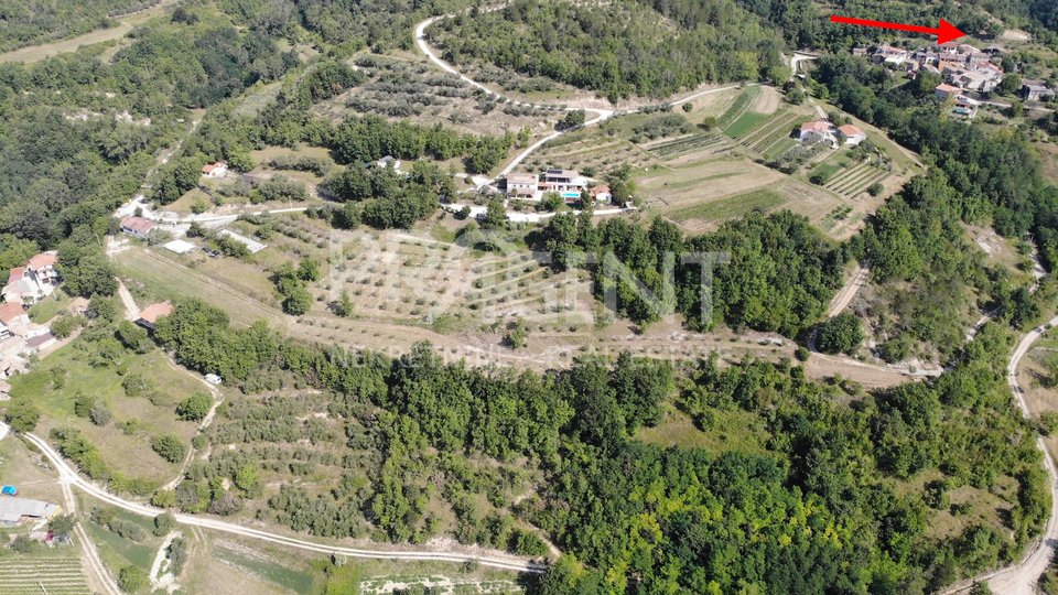 Land, 730 m2, For Sale, Draguć