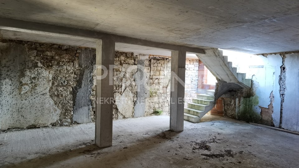 ISTRIA, OPRTALJ, STONE HOUSE, FOR SALE