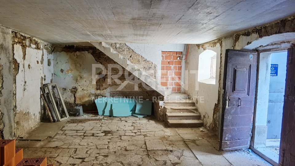 ISTRIA, OPRTALJ, STONE HOUSE, FOR SALE