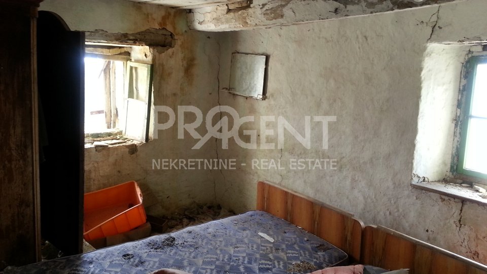 House, 90 m2, For Sale, Buzet - Krti