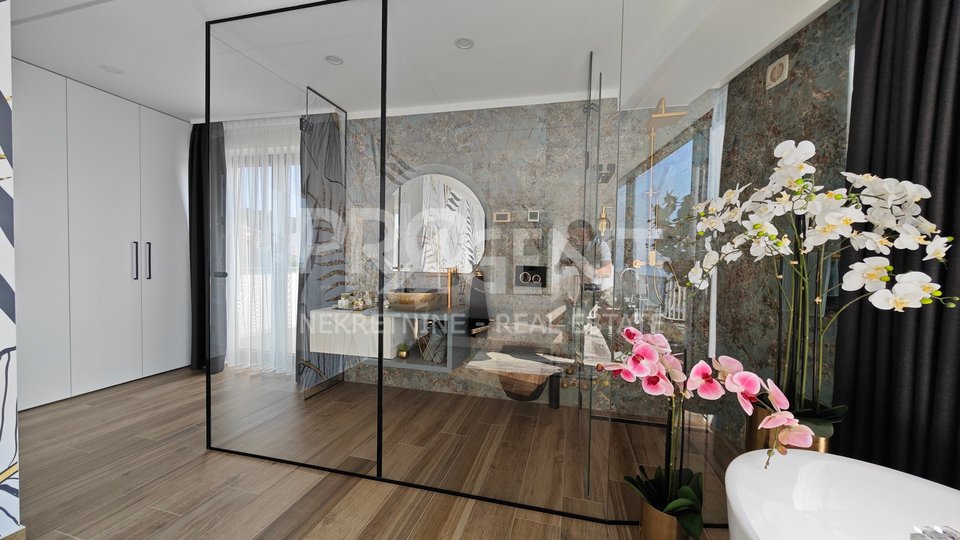 OPATIJA, LUXUSWOHNUNG, PENTHOUSE, ZU VERKAUFEN