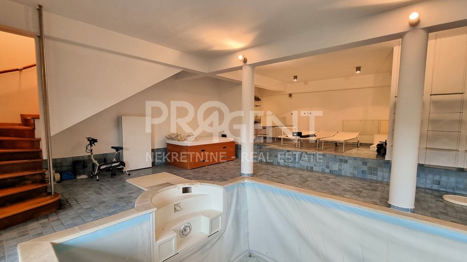 House, 425 m2, For Sale, Zagreb - Pantovčak