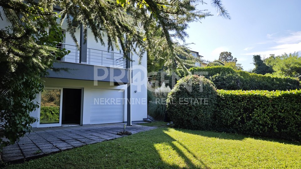 House, 425 m2, For Sale, Zagreb - Pantovčak