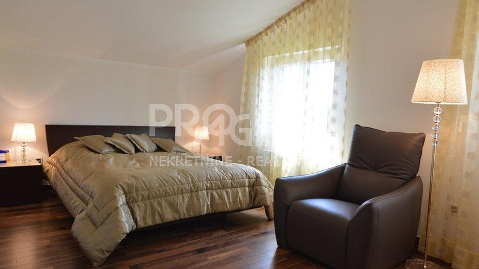 House, 198 m2, For Sale, Poreč