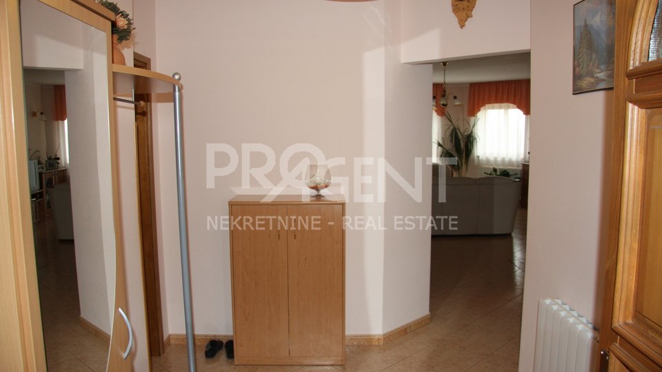 House, 352 m2, For Sale, Buzet - Krušvari