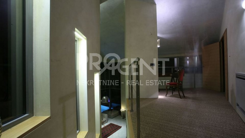 House, 160 m2, For Sale, Motovun