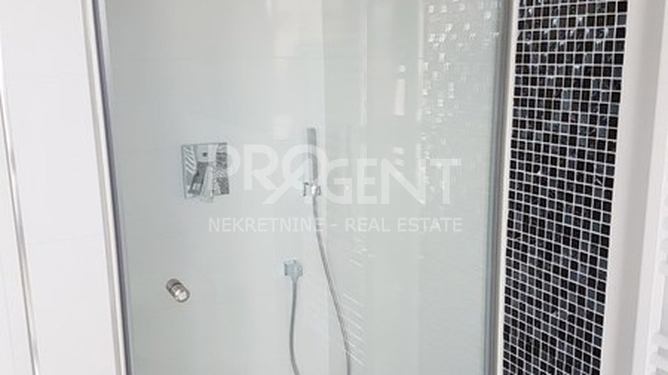 Apartment, 80 m2, For Sale, Poreč