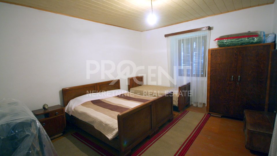 House, 204 m2, For Sale, Buzet - Roč