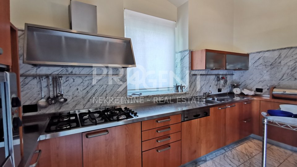 Apartment, 193 m2, For Sale, Pula - Vidikovac