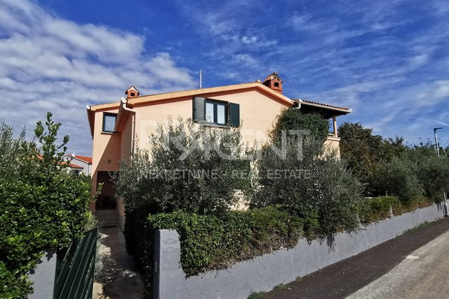 House, 268 m2, For Sale, Valbandon