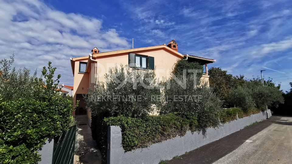 House, 268 m2, For Sale, Valbandon