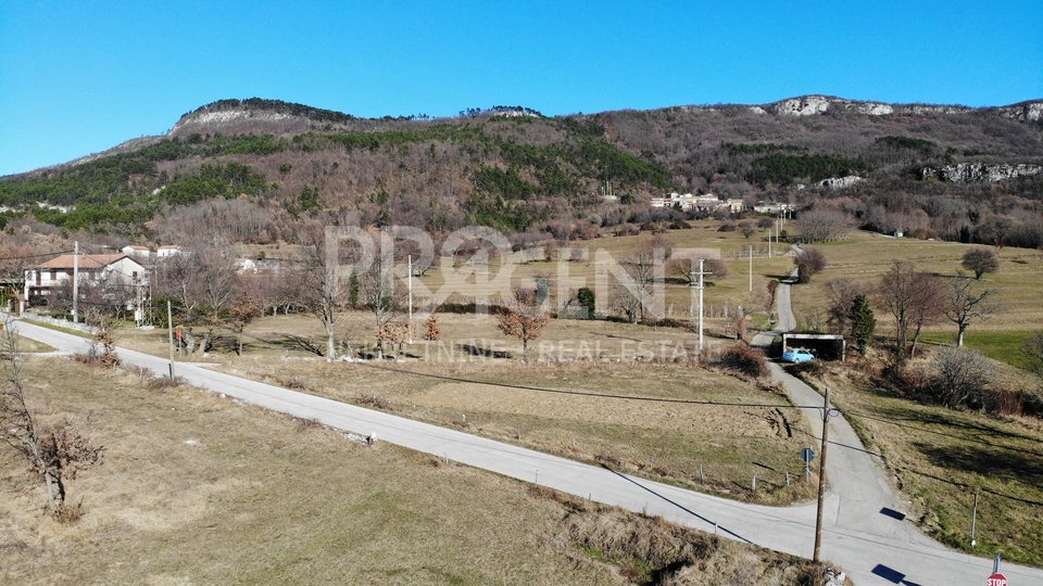 Land, 1330 m2, For Sale, Lupoglav - Semić