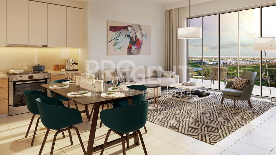 Dubai, three bedroom apartment in golf resort