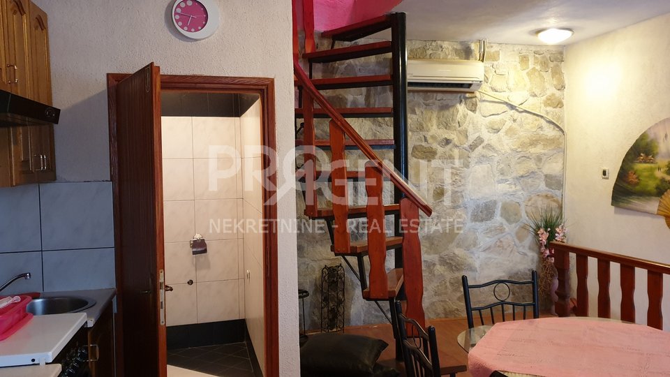 Renovated stone house in the old town Buzet
