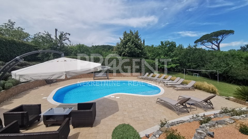 Istria, Motovun, house with a swimming pool, wellness and a big garden