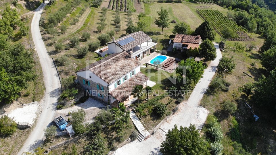 Eco property on 2,5 hectares of land