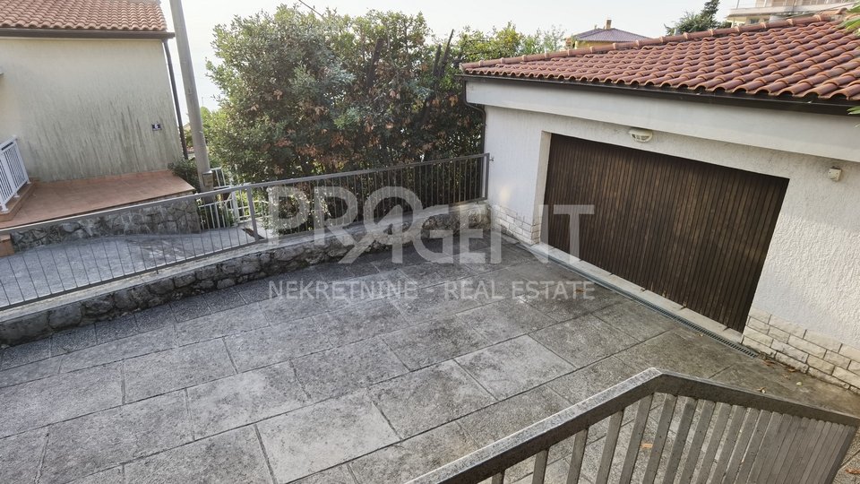 House, 270 m2, For Sale, Opatija