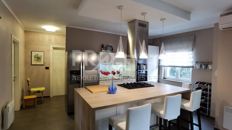 Apartment, 121 m2, For Sale, Rovinj