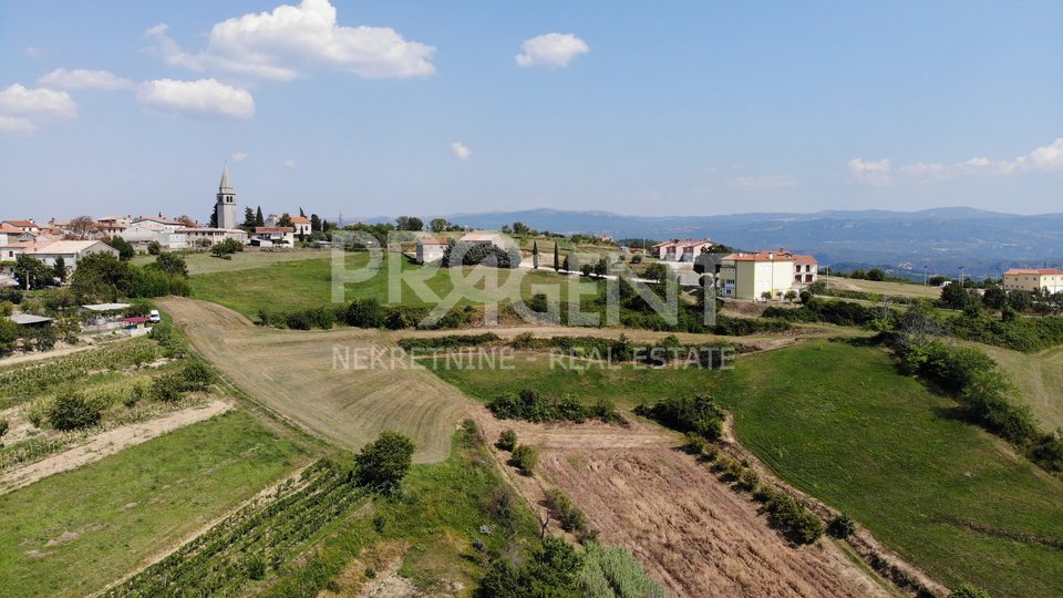 Land, 1126 m2, For Sale, Buzet - Vrh