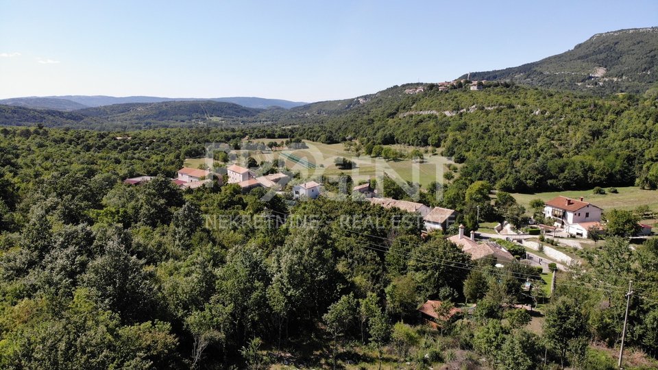 Istra, građevinsko zemljište kod Roča