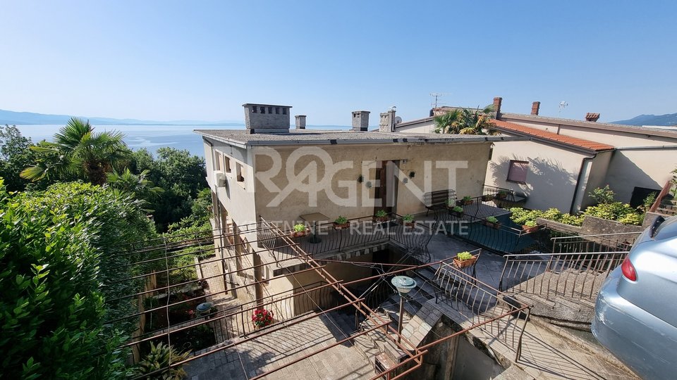 Opatija/Volosko, prodaje se kuća s pogledom na more